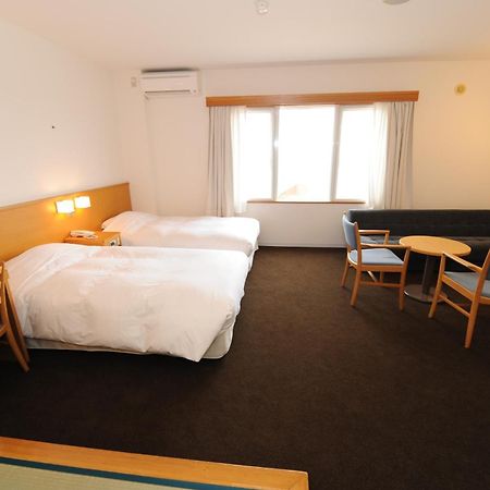 Hotel Familio Tateyama Tateyama  Zimmer foto