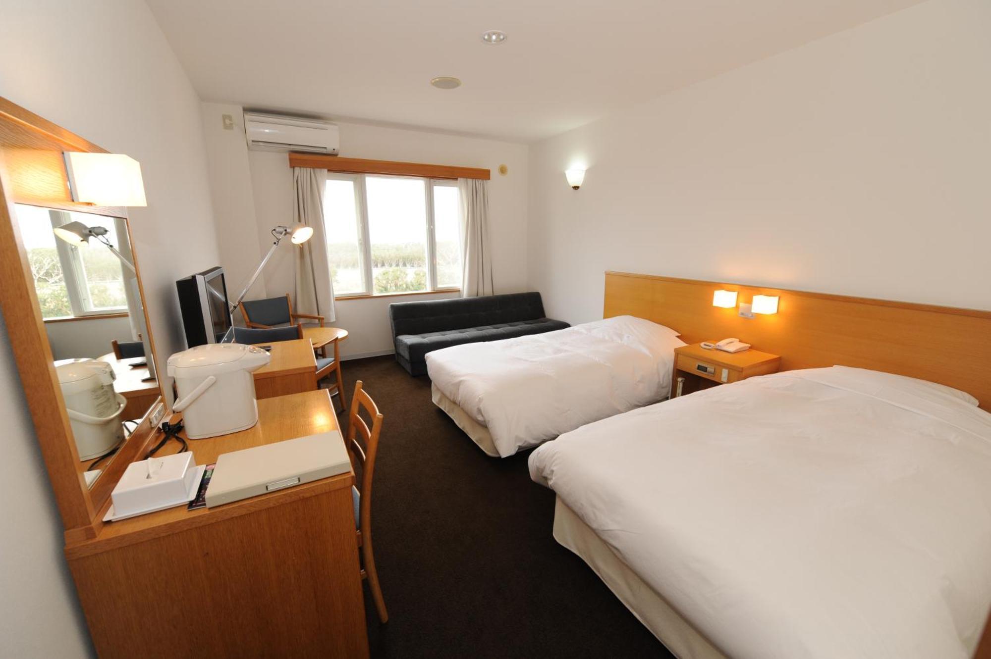 Hotel Familio Tateyama Tateyama  Zimmer foto